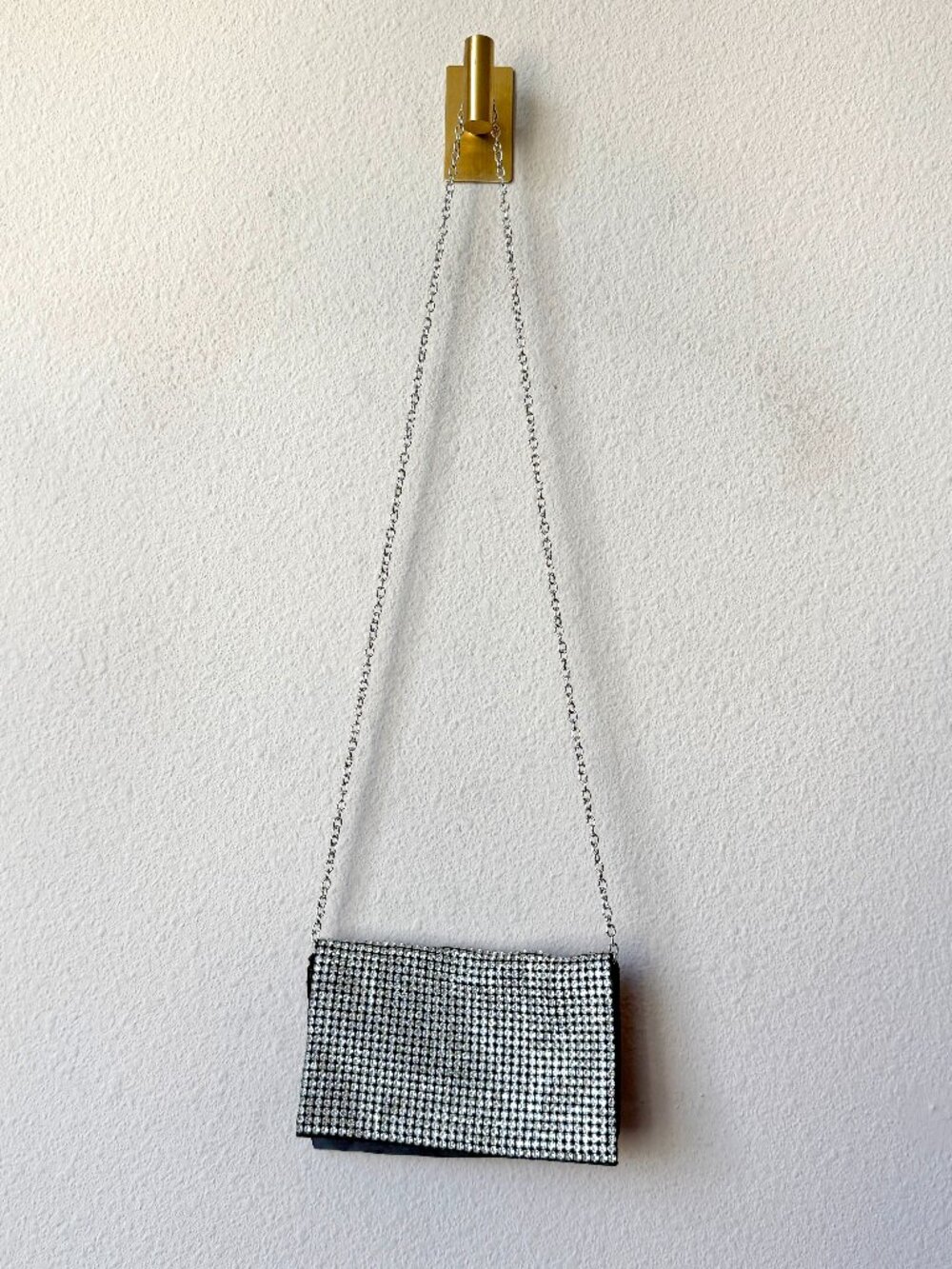 Amber Sceats Silver Rhinestone Crystal Crossbody Clutch Bag